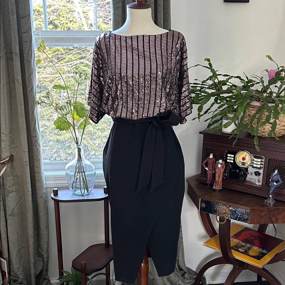 Quiz Black and Rose Gold Sequin Dress